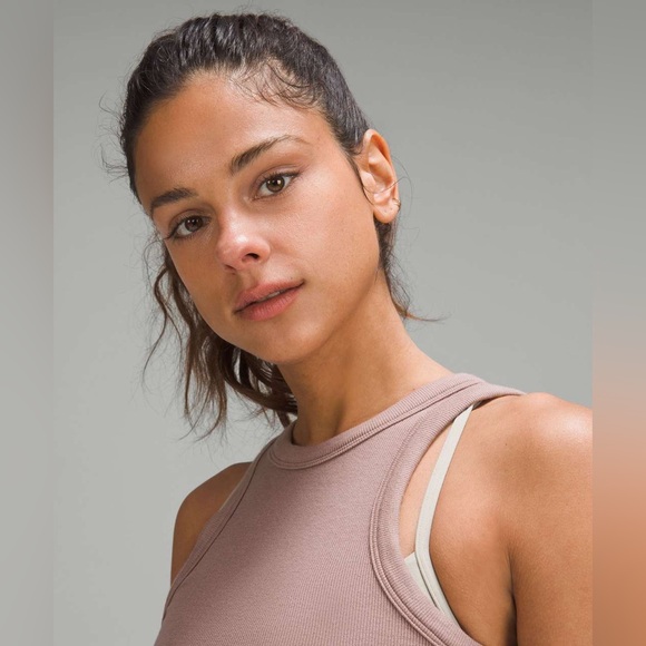 BUY 3•SHIP FREE!• Lululemon Hold Tight Cropped Tank Top, 2, Twilight Rose - Picture 5 of 8